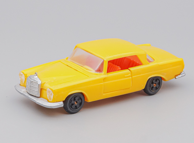 MERCEDES-BENZ 250 SE (1965), orange