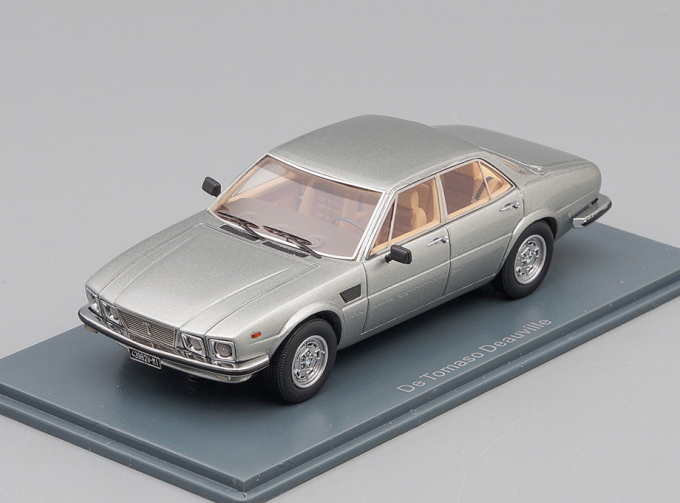 De TOMASO Deauville, metallic grey