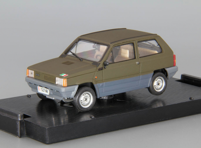 FIAT Panda 45 Esercito Italiano (1980), matte green / grey