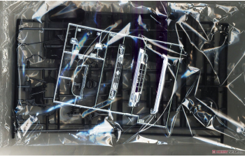 Сборная модель TOYOTA VZN130G HILUX SURF LIFT UP '91