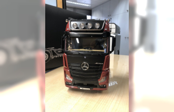 MERCEDES-BENZ Actros GigaSpace 4x2 FH25, dark red