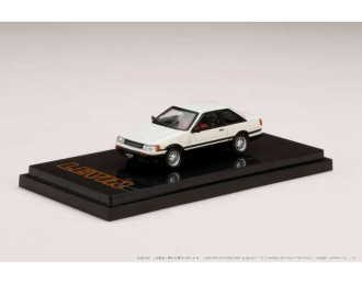 Toyota Corolla Levin GT APEX 2door AE86, white / black