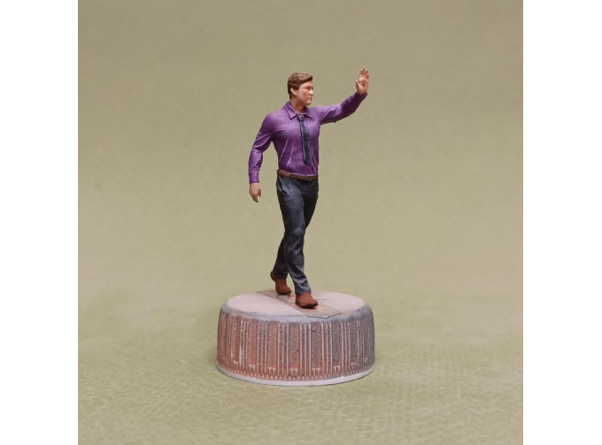 Фигура 0877 Смирнов, окрашенная (цвет в ассортименте)