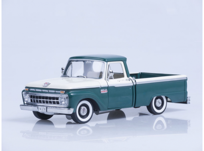 FORD F-100 Custom Cab Pickup (1966), wimbledon white / holly green