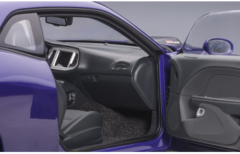 Dodge Challenger 392 Hemi Scat Pack Shaker 2018 фиолетовый