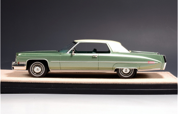 CADILLAC Coupe Deville (1973), Sage Metallic