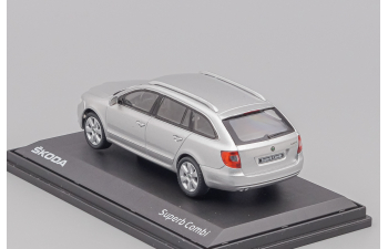 SKODA SuperB Combi II (2008), silver