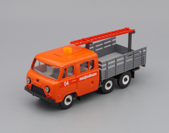 УАЗ 39094 3-х мостовый Аварийная, оранжевый / серый