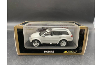 (Уценка!) MITSUBISHI Pajero Sport, pearl white