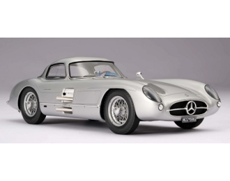 MERCEDES-BENZ 300 SLR Uhlenhaut Coupe silver