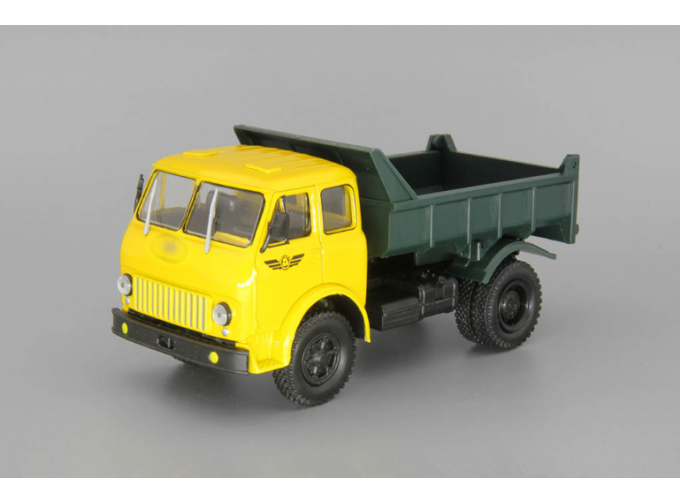 Минский-503Б (1963) самосвал, желтый / зеленый