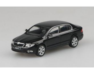 SKODA Superb II (2008), black magic