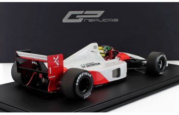 McLAREN F1 Mp4/6 Honda №1 World Champion Pole Position And Winner Brazilian Gp (with Pilot Figure + Arm & Flag Raised) (1991) Ayrton Senna, Red White
