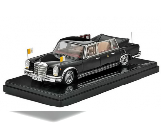 Mercedes-Benz 600 Landaulet 1965 - Pabst Paul VI