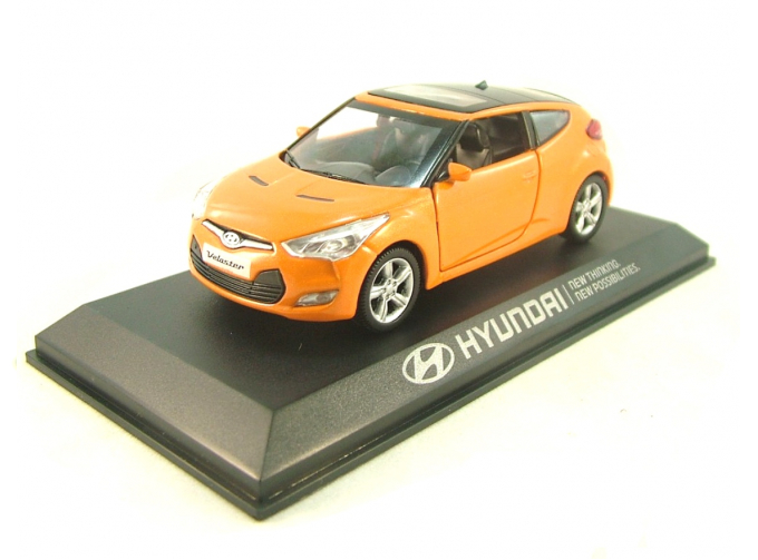 HYUNDAI Veloster, оранжевый