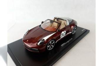 PORSCHE 911 (992) Targa 4S Heritage Design Ed. red