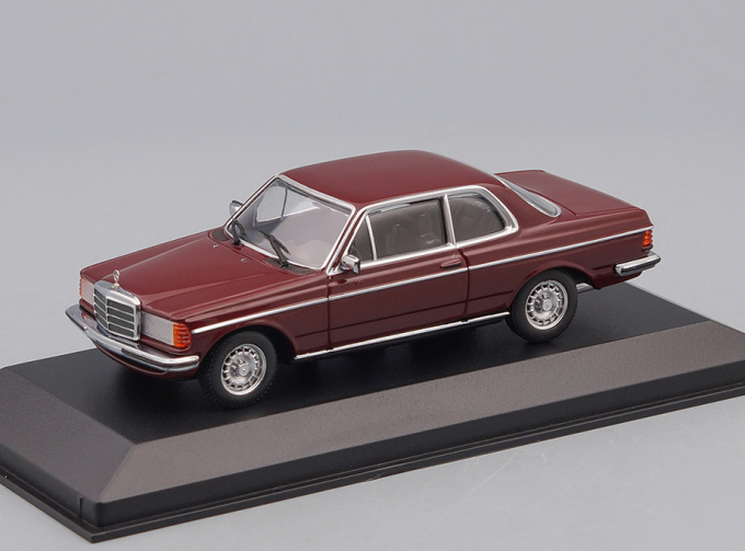 MERCEDES-BENZ 230CE (1976), red