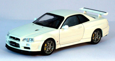 NISSAN Skyline GTR R34 V-SpecII, white