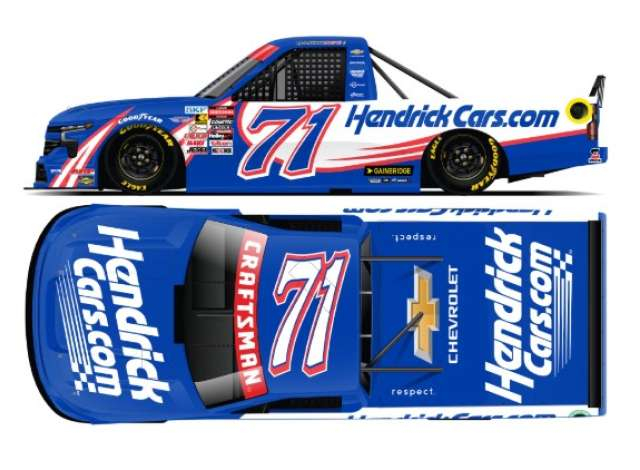 Chevrolet Silverado #71 Rajah Caruth *HendrickCars.com*, blue/white/red 2025