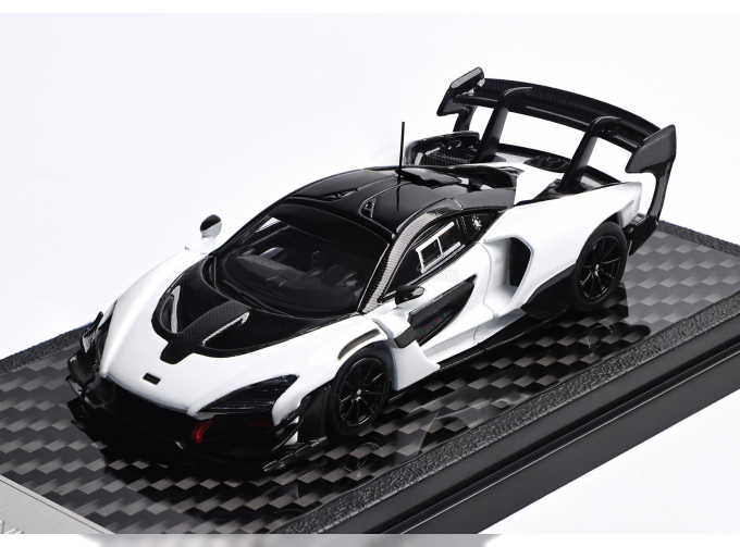McLAREN Senna Gtr Press (2021), White Black