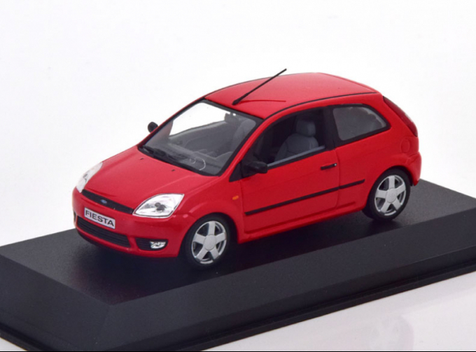 FORD Fiesta 3-door 2001 (red)