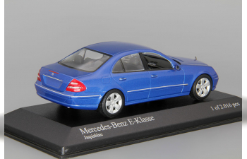 MERCEDES-BENZ E-Class (2002), blue