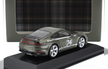PORSCHE 911 992 Turbo 50 Heritage Edition (2024), Green