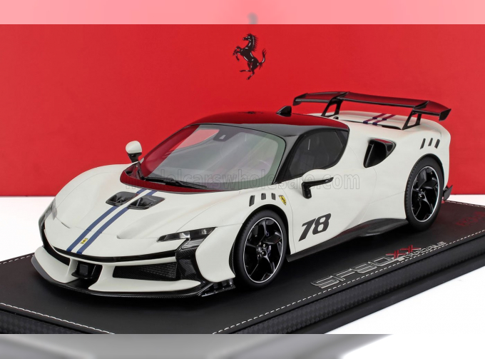 FERRARI Sf90 Xx Stradale №78 (2024) - Con Vetrina - With Showcase, Bianco Italia Opaco - Matt White Black