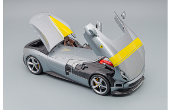 FERRARI Monza SP1 (2019), silver/yellow