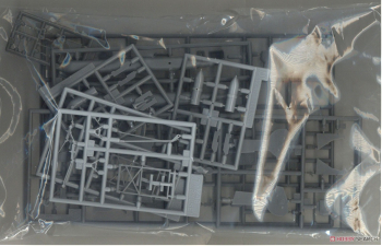 Сборная модель палубный штурмовик Aichi B7A2 Ryusei Kai «752-я авиагруппа производства 21-го авиационного завода» (Limited Edition)