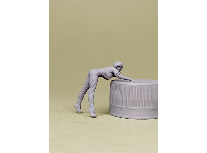 Фигура 433 "Автомеханик (вар.2)", неокрашенная