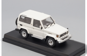 TOYOTA LAND CRUISER 70 Van 2door ZX (1990), white