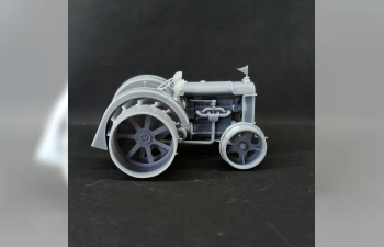 Сборная модель Фордзон-Путиловец ИНСТОРФ