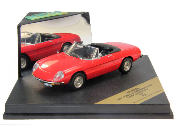 ALFA ROMEO Spider 2000 Veloce Open Convertible (1971), red