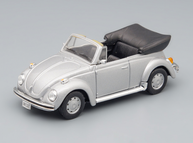 VOLKSWAGEN Beetle Cabriolet, silver