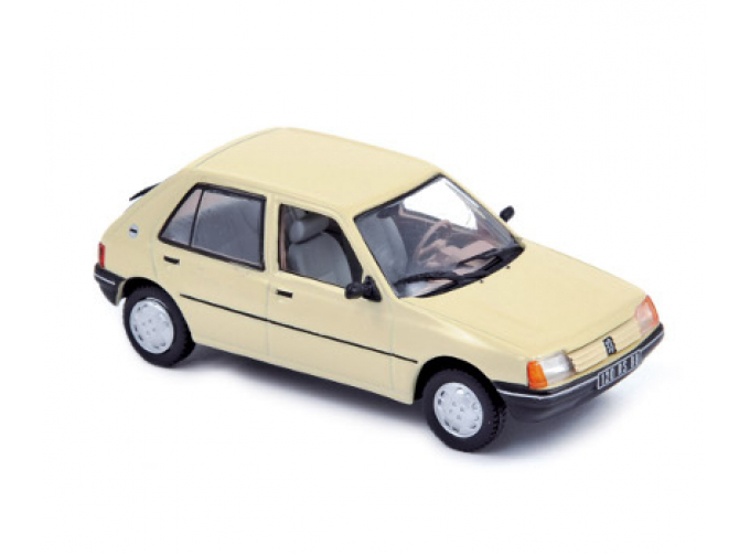 PEUGEOT 205 GL (1988), tropic beige