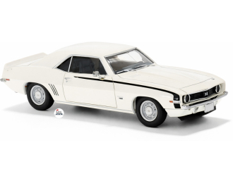 CHEVROLET Camaro (1969), white
