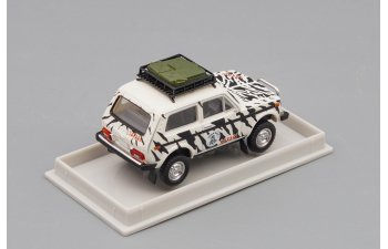 LADA Niva Safari, white/ black