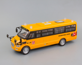 Школьный автобус, жёлтый