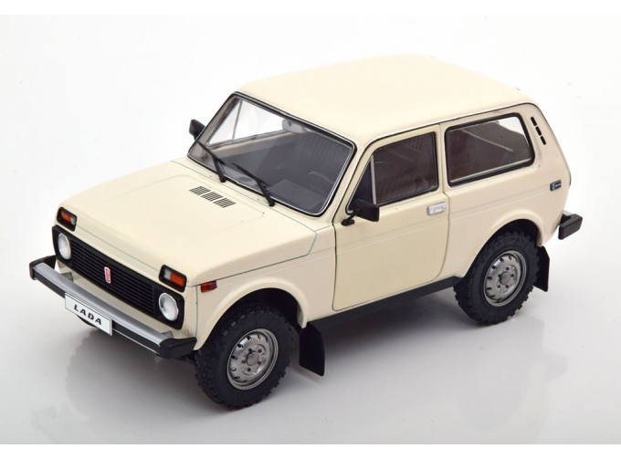 LADA Niva (1980), creme-weiß