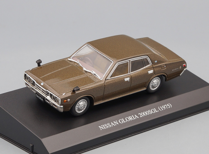 NISSAN Gloria 2000GL (1975), brown metallic