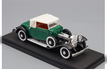 CADILLAC V 16 Cabriolet 1931, green