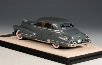 CADILLAC Sixty Special (1942), Grey