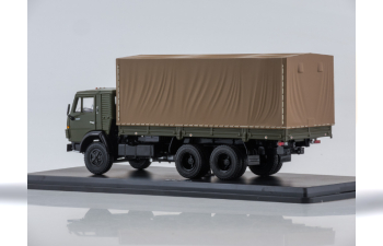Камский грузовик 53212 бортовой (с тентом), зеленый