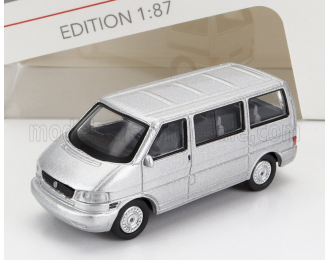 VOLKSWAGEN T4b Caravelle Minibus (1991), silver