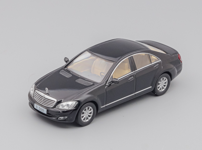 MERCEDES-BENZ S 500 (2005), Mercedes-Benz Offizielle Modell-Sammlung 50, black