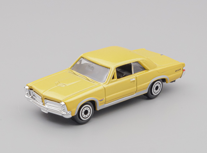 PONTIAC GTO (1965), ocher