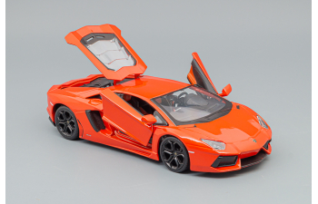 LAMBORGHINI Aventador Coupe LP 700-4, Orange