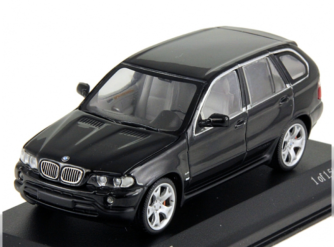 BMW X5 4.4i E53 (2000), black