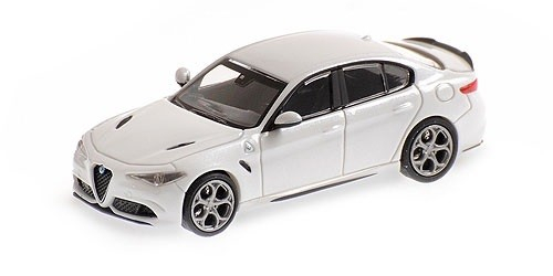 ALFA ROMEO GIULIA QUADRIFOGLIO - 2017 - WHITE METALLIC